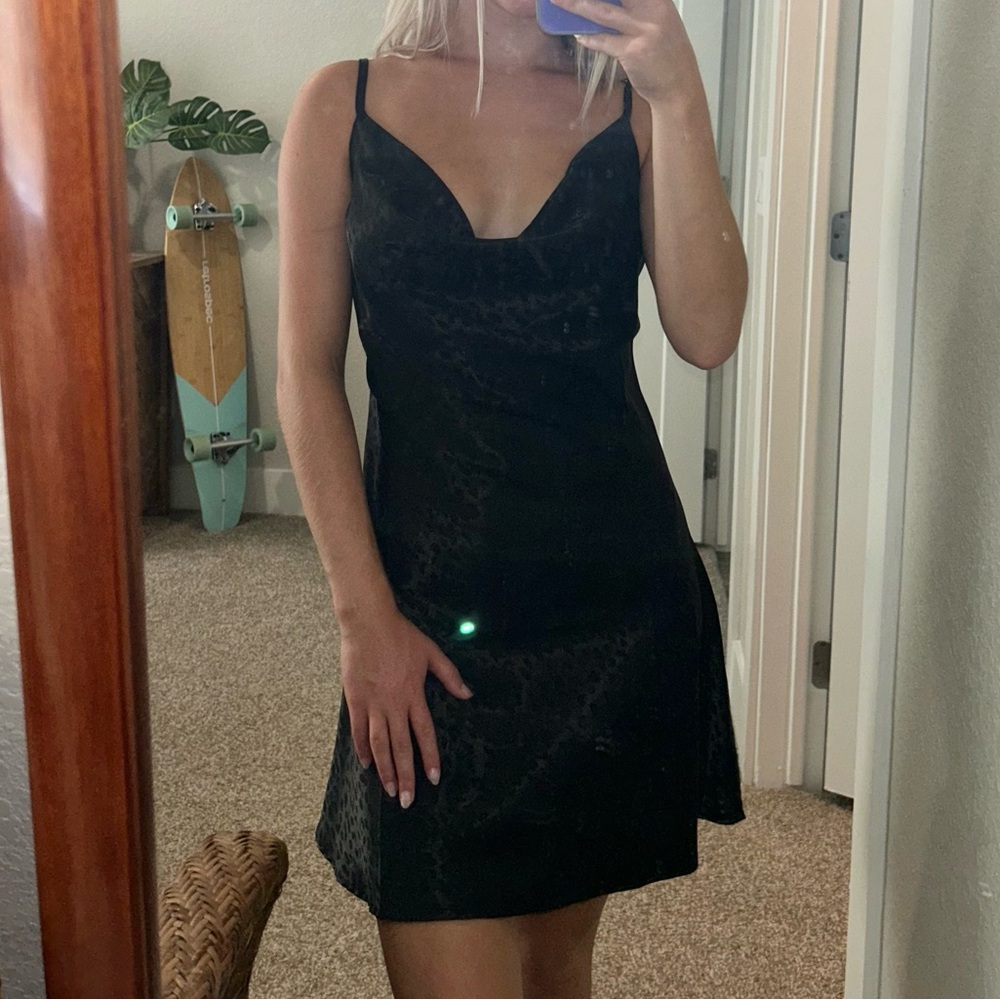 Lack satin mini slip dress